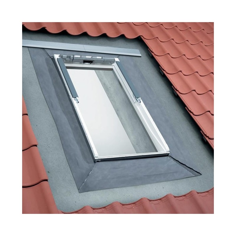 Cerco de estanqueidad con Lámina Impermeable y Premarco Aislante VELUX